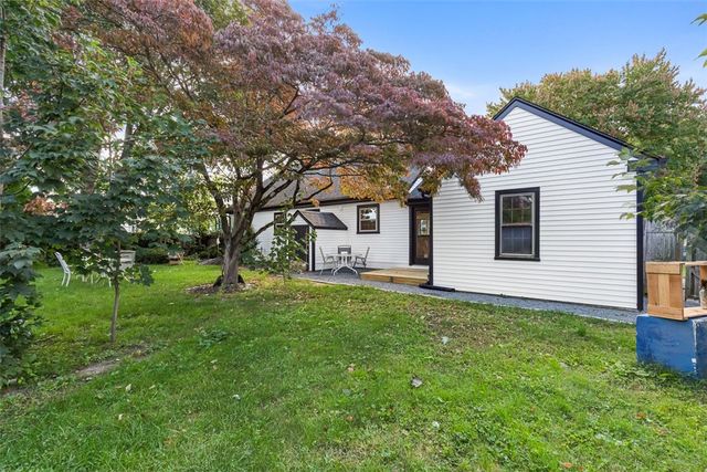 26 Canario Drive, Warren, RI 02885
