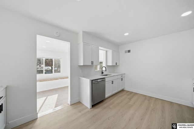 713 8th Avenue, Plattsmouth, NE 68048