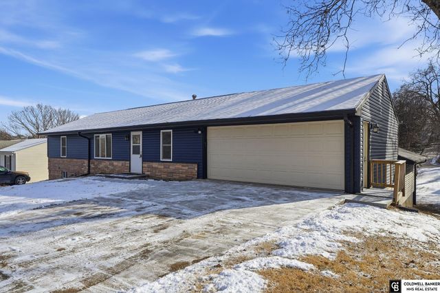 713 8th Avenue, Plattsmouth, NE 68048