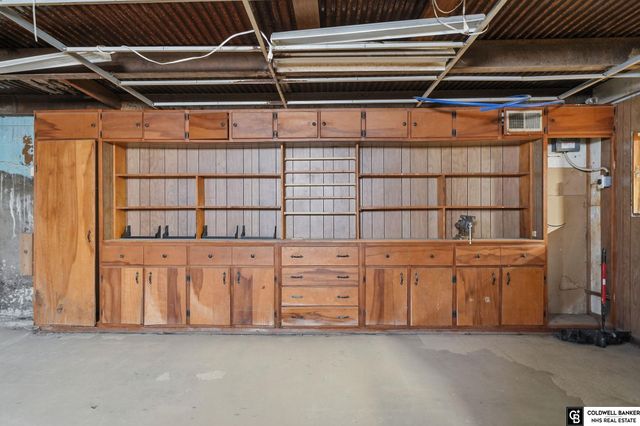 713 8th Avenue, Plattsmouth, NE 68048