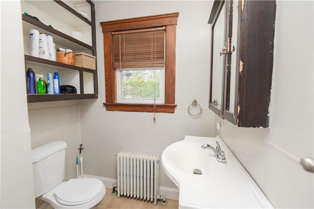556 East Main Road, Middletown, RI 02842