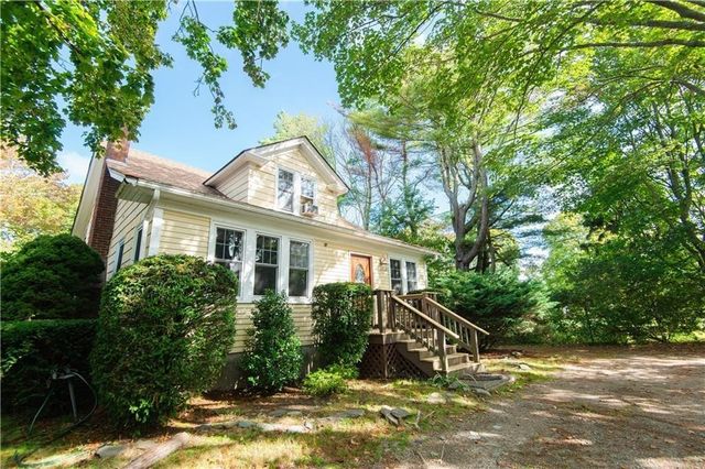 556 East Main Road, Middletown, RI 02842