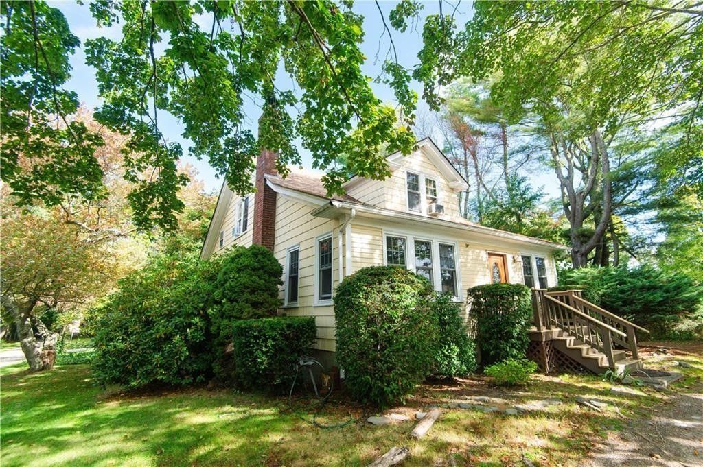 556 East Main Road, Middletown, RI 02842