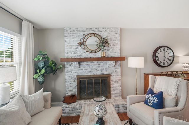 8616 Linderwood Lane, Cincinnati, OH 45255