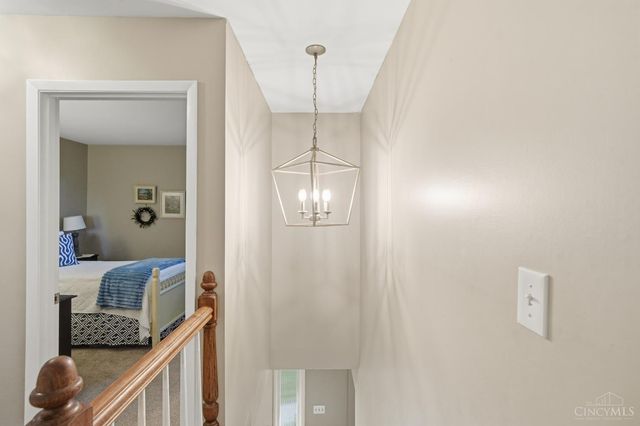 8616 Linderwood Lane, Cincinnati, OH 45255