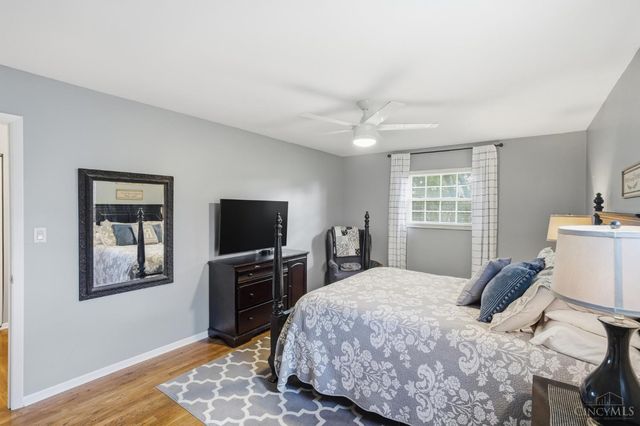 8616 Linderwood Lane, Cincinnati, OH 45255