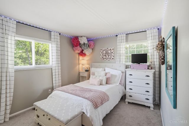 8616 Linderwood Lane, Cincinnati, OH 45255