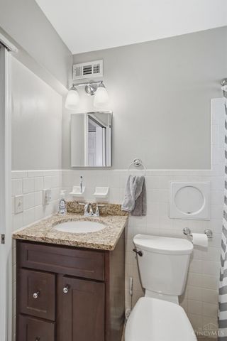 8616 Linderwood Lane, Cincinnati, OH 45255