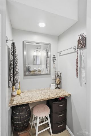 8616 Linderwood Lane, Cincinnati, OH 45255