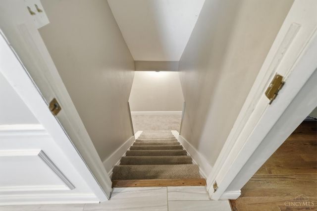8616 Linderwood Lane, Cincinnati, OH 45255