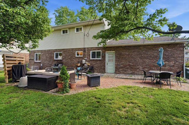 8616 Linderwood Lane, Cincinnati, OH 45255