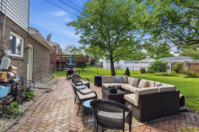 8616 Linderwood Lane, Cincinnati, OH 45255