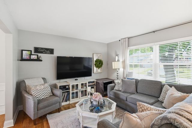 8616 Linderwood Lane, Cincinnati, OH 45255