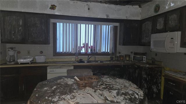 136 South Collingwood Avenue, Syracuse, NY 13206