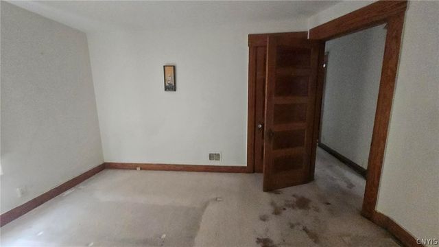 136 South Collingwood Avenue, Syracuse, NY 13206