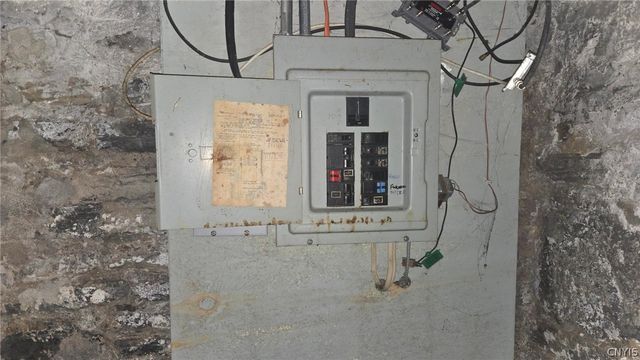 136 South Collingwood Avenue, Syracuse, NY 13206