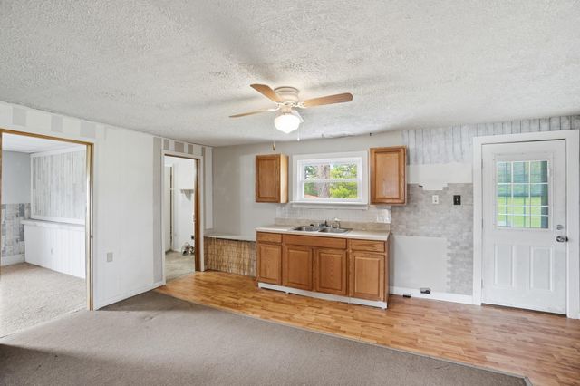 1166 W Sparrow Road 1166 W Sparrow Road, Springfield, OH 45502