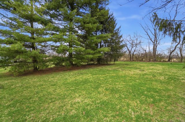 1166 W Sparrow Road 1166 W Sparrow Road, Springfield, OH 45502