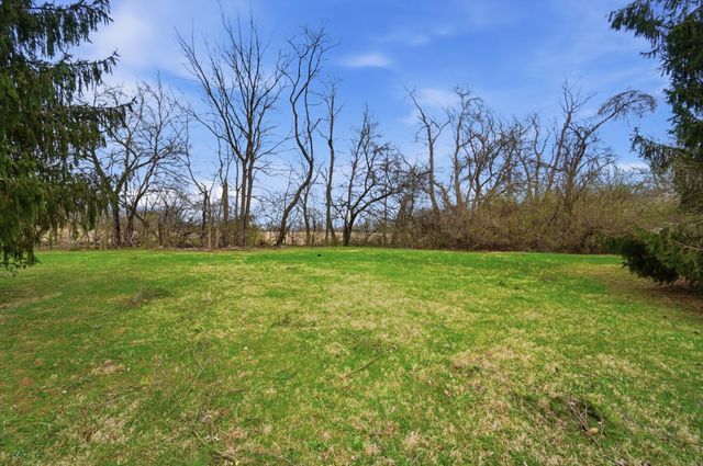 1166 W Sparrow Road 1166 W Sparrow Road, Springfield, OH 45502