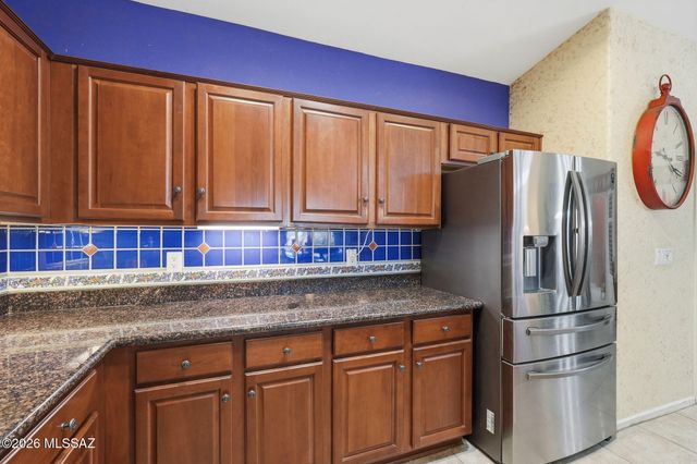 2436 E Overview Lane, Green Valley, AZ 85614