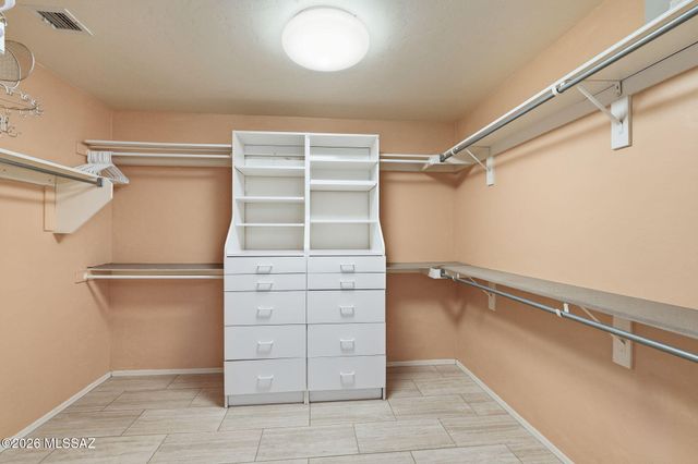 2436 E Overview Lane, Green Valley, AZ 85614