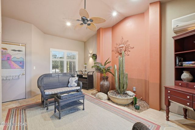 2436 E Overview Lane, Green Valley, AZ 85614