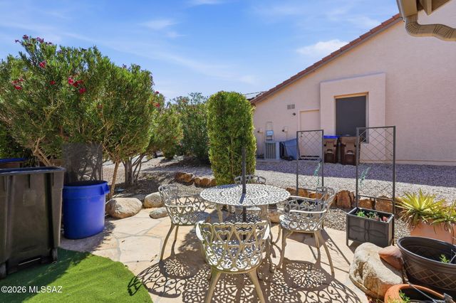 2436 E Overview Lane, Green Valley, AZ 85614