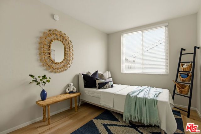 5100 Riverton Avenue 9, North Hollywood (los Angeles), CA 91601