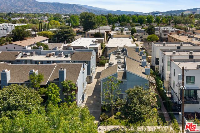 5100 Riverton Avenue 9, North Hollywood (los Angeles), CA 91601