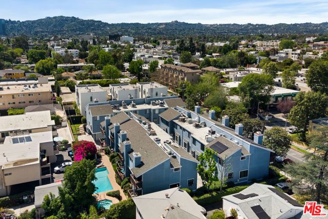 5100 Riverton Avenue 9, North Hollywood (los Angeles), CA 91601