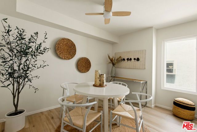 5100 Riverton Avenue 9, North Hollywood (los Angeles), CA 91601