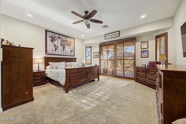 682 E CAPRICORN Way, Chandler, AZ 85249