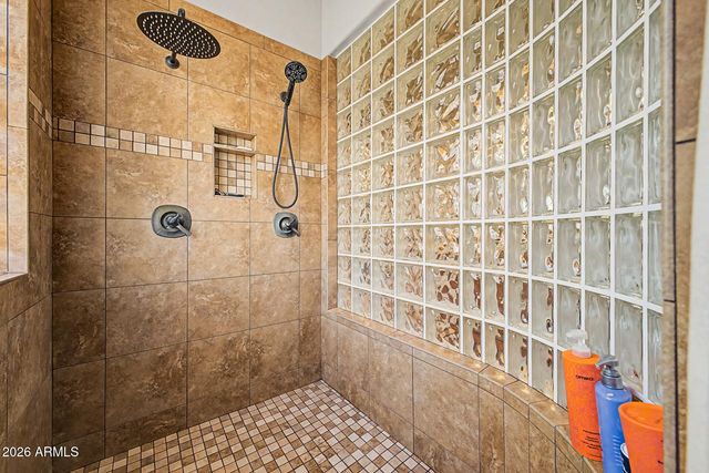 682 E CAPRICORN Way, Chandler, AZ 85249