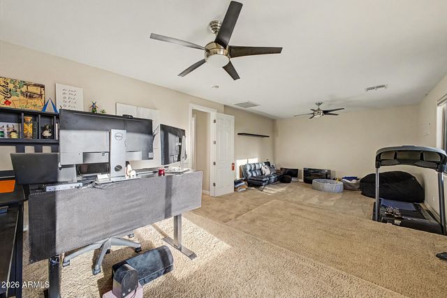 682 E CAPRICORN Way, Chandler, AZ 85249