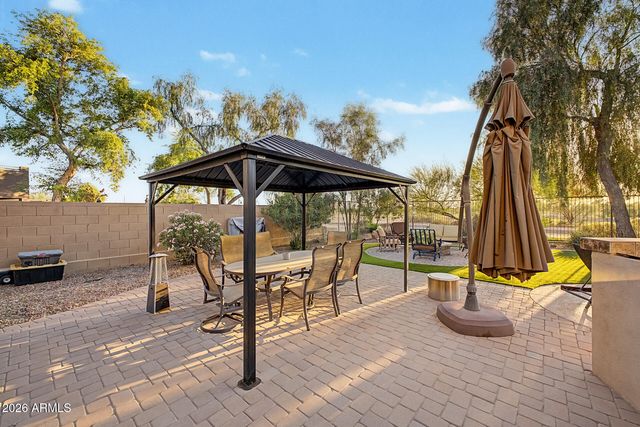 682 E CAPRICORN Way, Chandler, AZ 85249