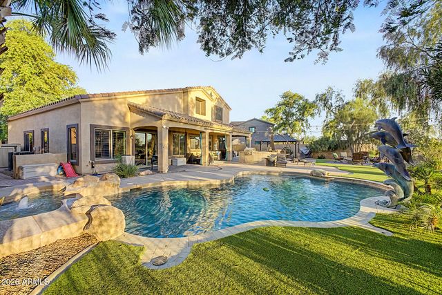 682 E CAPRICORN Way, Chandler, AZ 85249