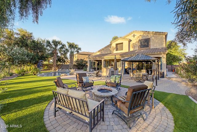 682 E CAPRICORN Way, Chandler, AZ 85249