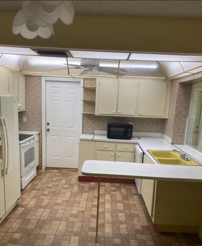 7195 NW 9TH Court, Margate, FL 33063