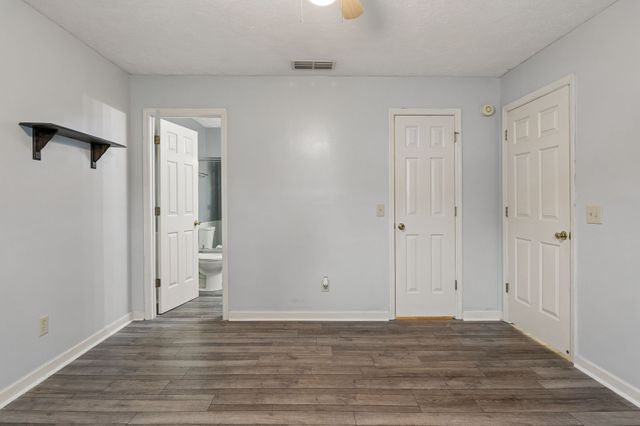 332 Kelsey Ct, La Vergne, TN 37086
