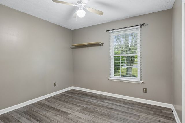 332 Kelsey Ct, La Vergne, TN 37086