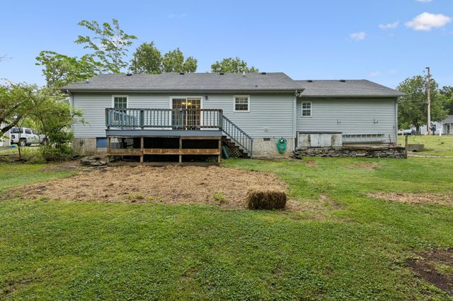 332 Kelsey Ct, La Vergne, TN 37086