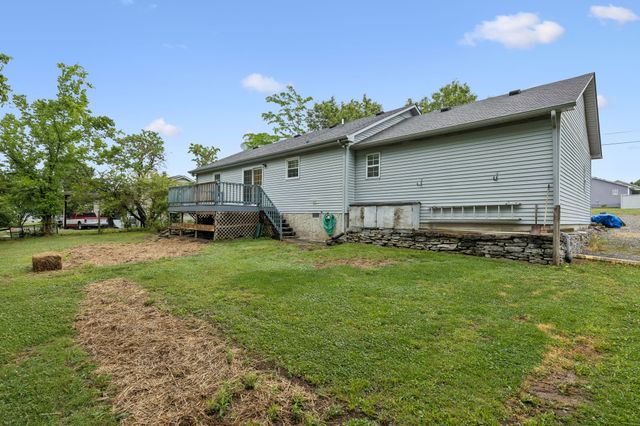 332 Kelsey Ct, La Vergne, TN 37086