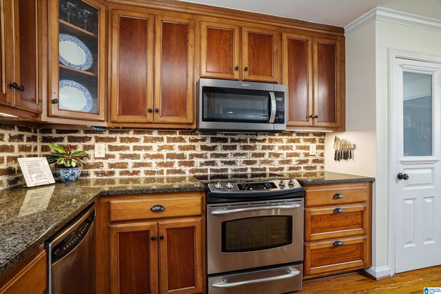 2508 MOUNTAIN WOODS DRIVE, Vestavia Hills, AL 35216