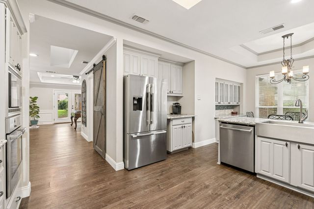 460 Canyon Oaks Drive, Argyle, TX 76226