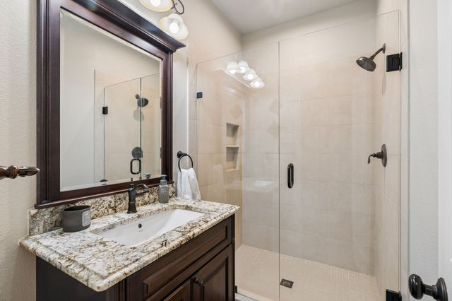 460 Canyon Oaks Drive, Argyle, TX 76226