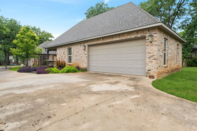 460 Canyon Oaks Drive, Argyle, TX 76226