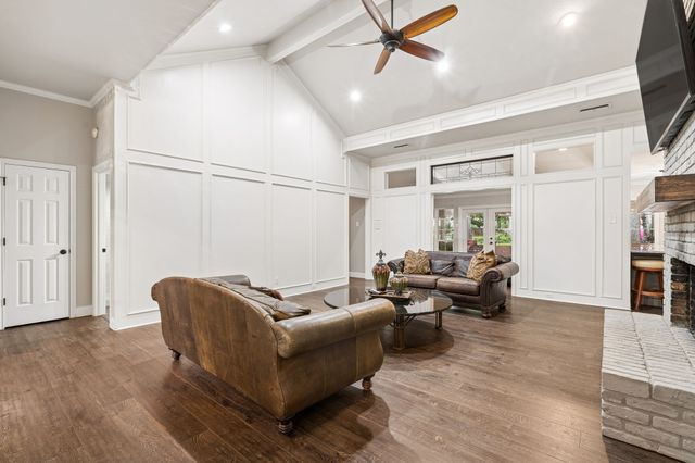 460 Canyon Oaks Drive, Argyle, TX 76226