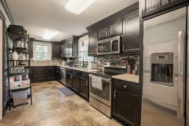 541 W Calhoun Street, Sumter, SC 29150