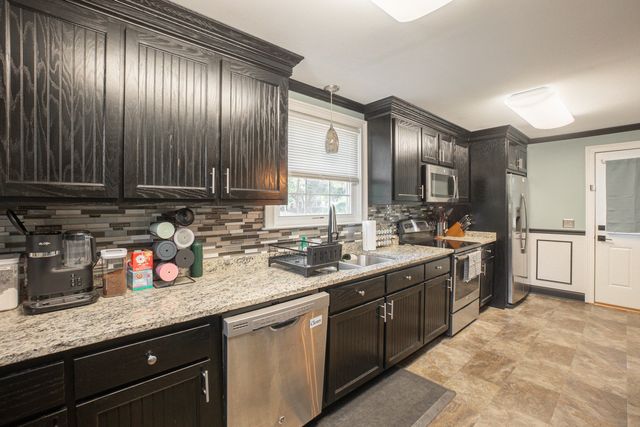 541 W Calhoun Street, Sumter, SC 29150