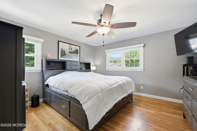 575 Garfield Avenue, Belford, NJ 07718